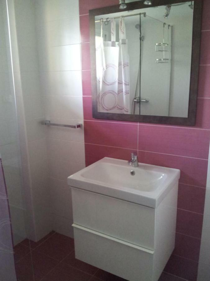 Precioso Apartamento Frente Al Mar Benalmadena Luaran gambar