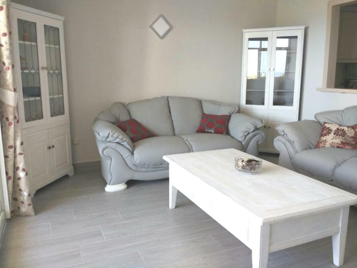 Precioso Apartamento Frente Al Mar Benalmadena Luaran gambar