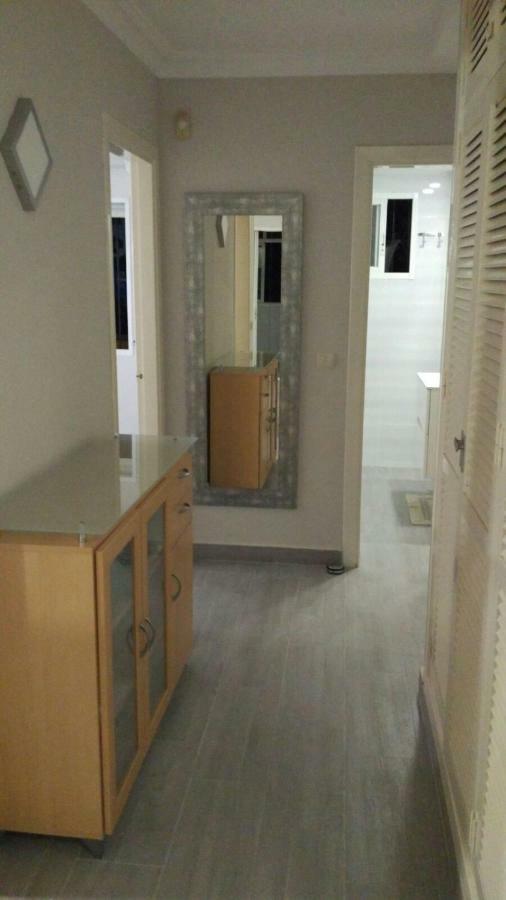 Precioso Apartamento Frente Al Mar Benalmadena Luaran gambar