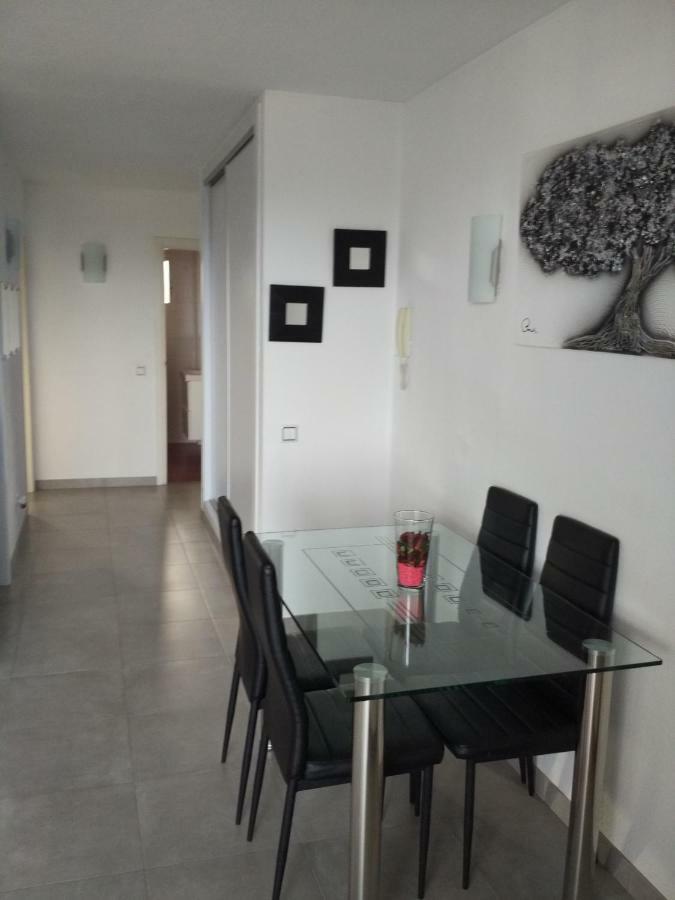 Precioso Apartamento Frente Al Mar Benalmadena Luaran gambar
