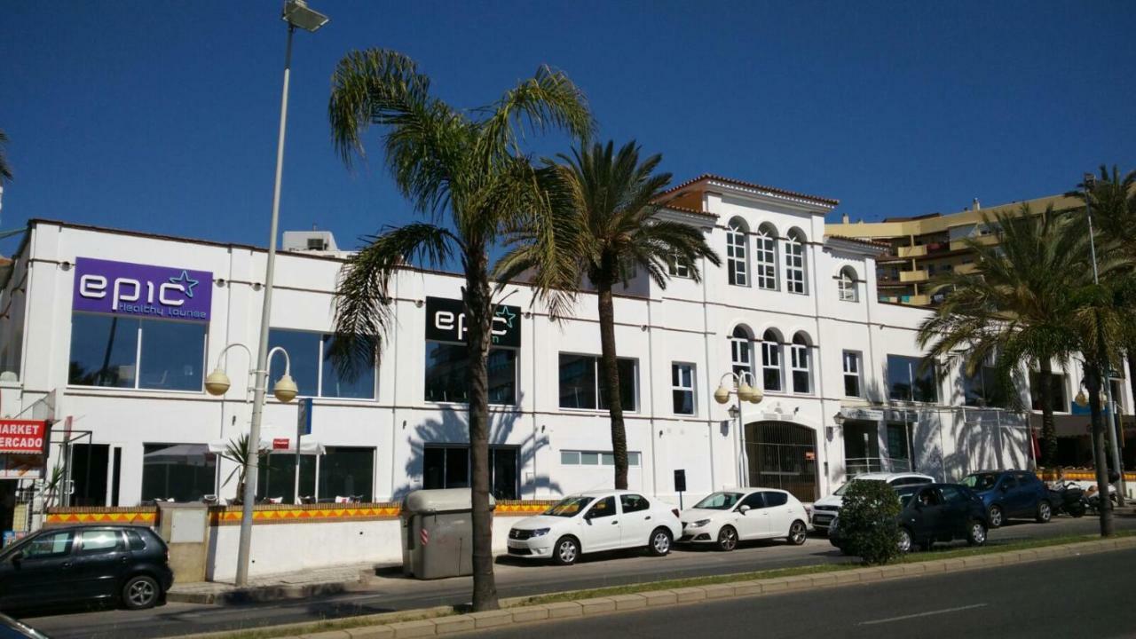 Precioso Apartamento Frente Al Mar Benalmadena Luaran gambar