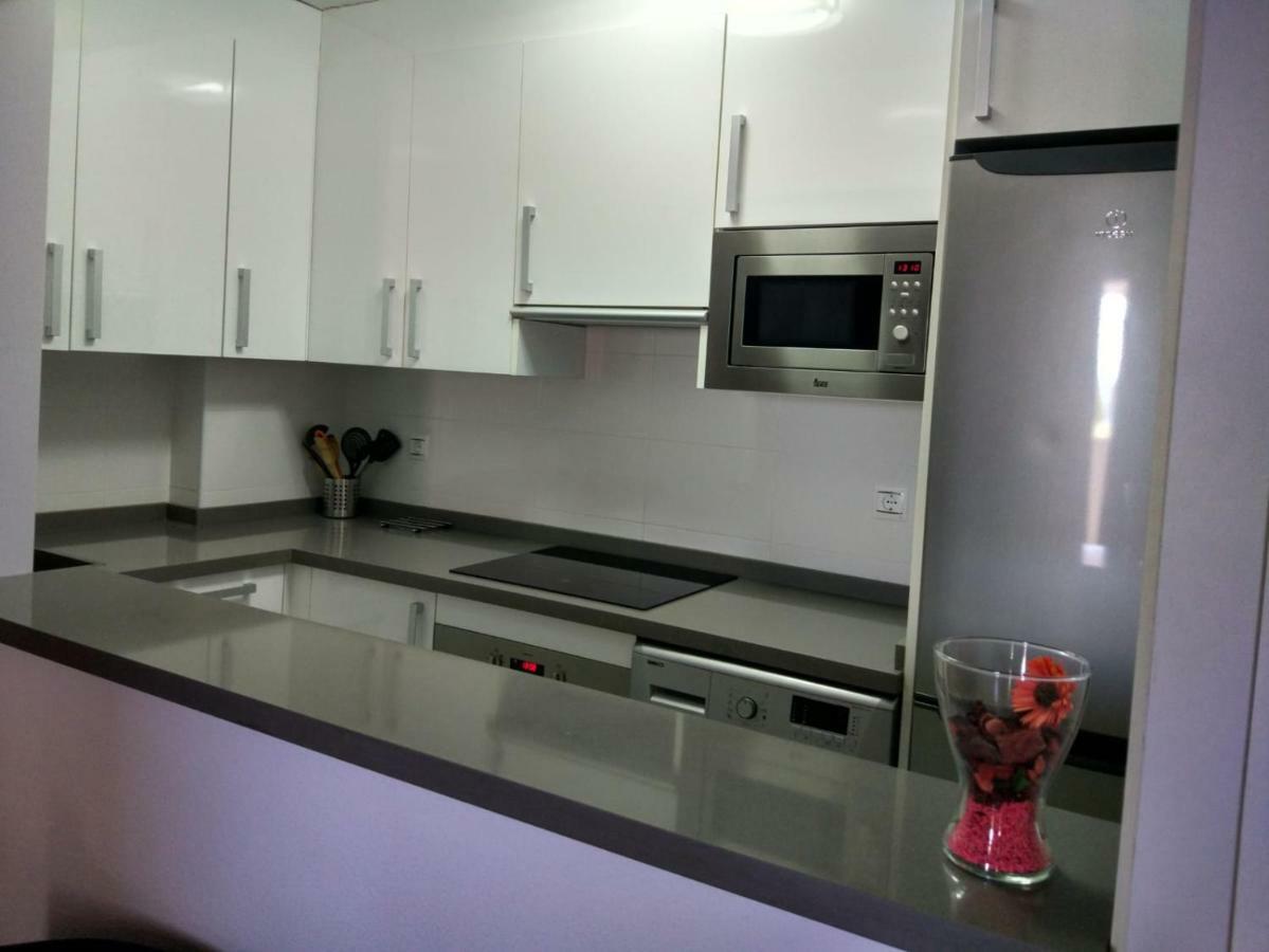 Precioso Apartamento Frente Al Mar Benalmadena Luaran gambar