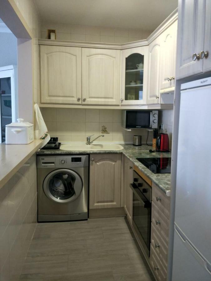 Precioso Apartamento Frente Al Mar Benalmadena Luaran gambar