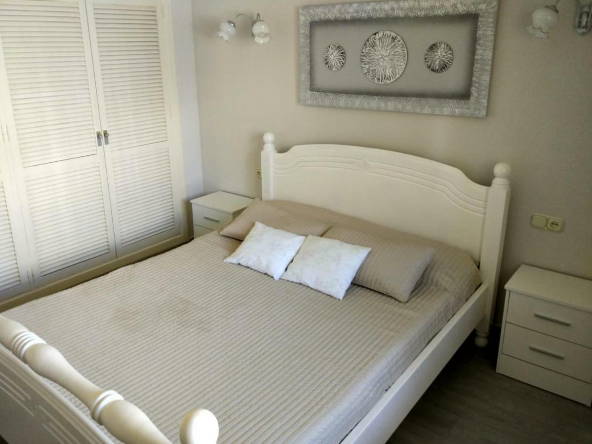 Precioso Apartamento Frente Al Mar Benalmadena Luaran gambar