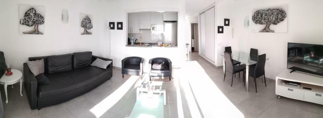 Precioso Apartamento Frente Al Mar Benalmadena Luaran gambar